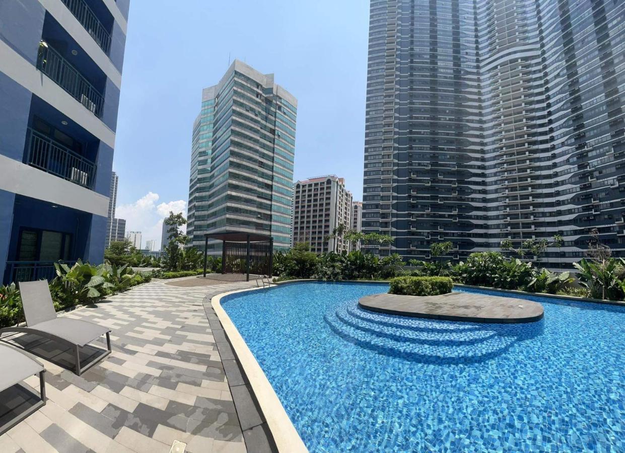 Homey 1 Bedroom Unit At Air Residences Makati City Buitenkant foto
