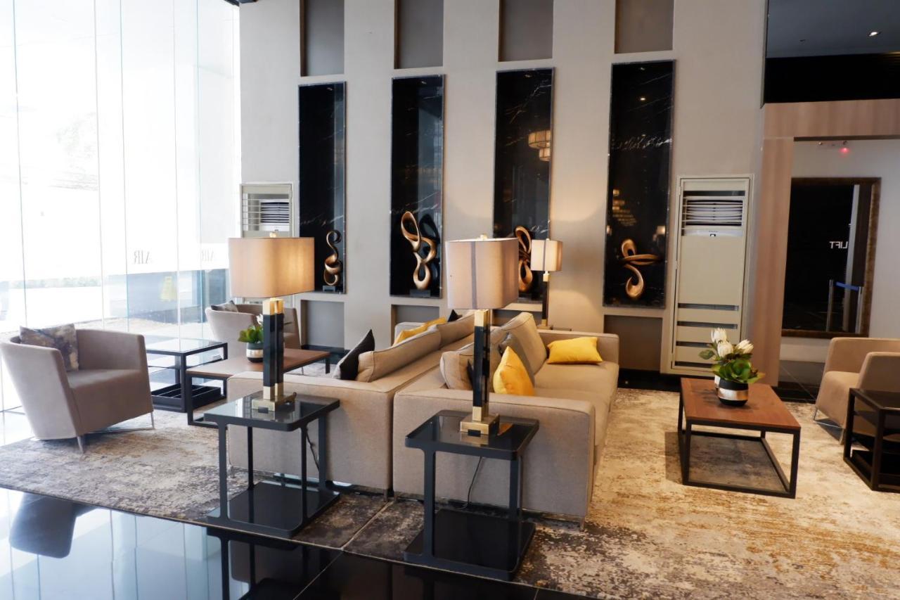 Homey 1 Bedroom Unit At Air Residences Makati City Buitenkant foto